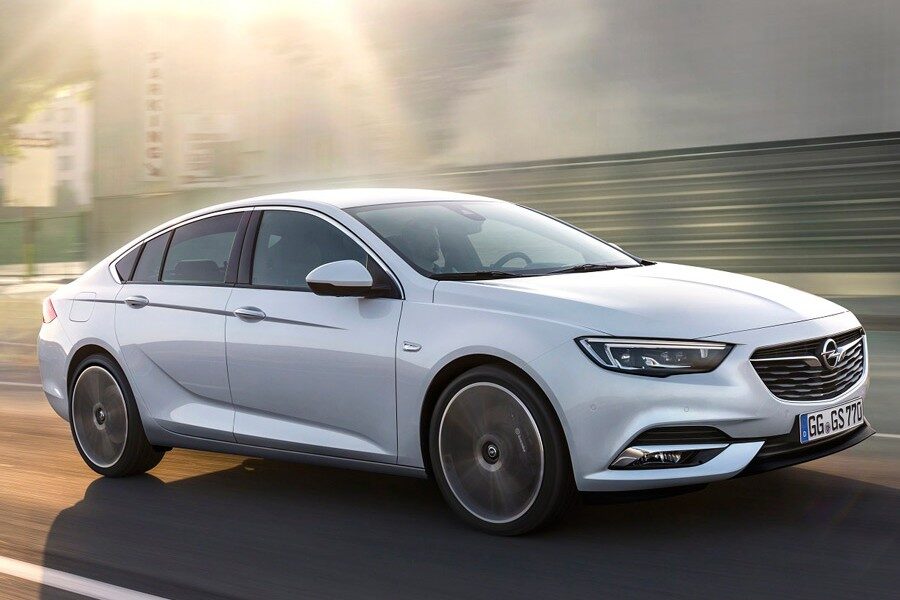 El nuevo Opel Insignia Grand Sport podrá montar un nuevo sistema de tracción a las 4 ruedas con nueva caja de cambios automática de 8 marchas.