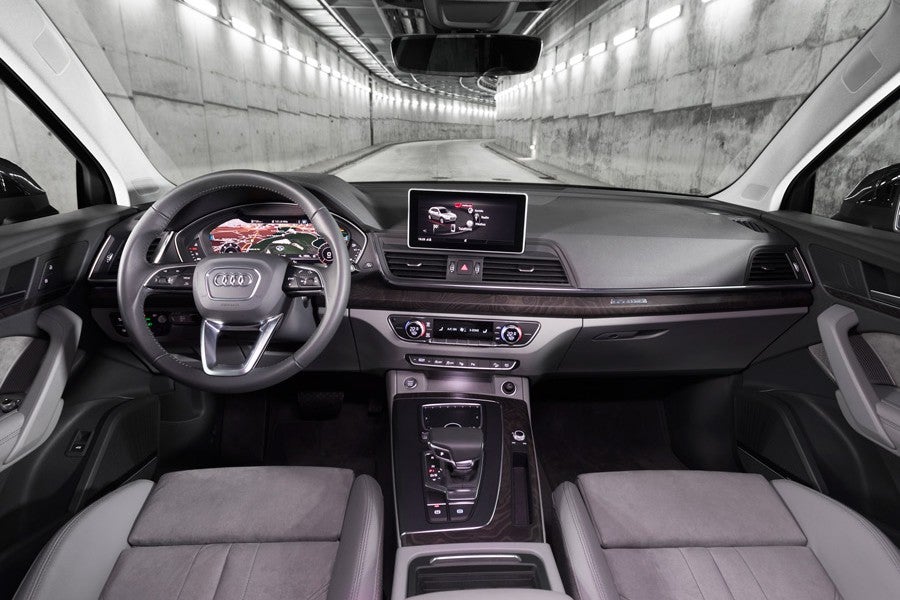 El interior está muy bien diseñado, realizado y acabado. Nos alegramos mucho de que Audi siga por este camino.