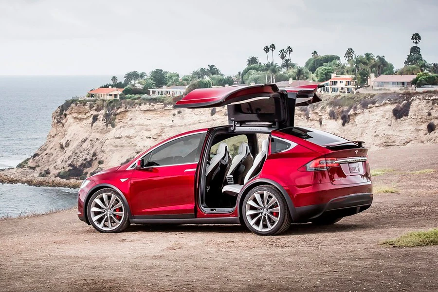 El Tesla Model X es el primer SUV de la marca.