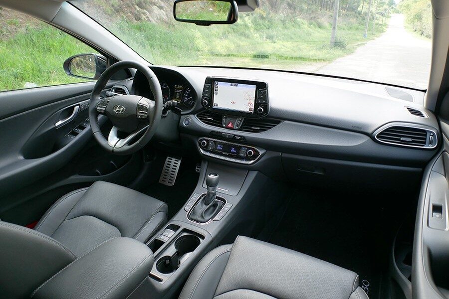 El interior del i30 es amplio y con una buena calidad aparente.