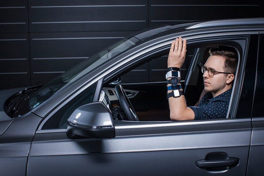 Dispositivos como Smartwaches o pulseras fitness tomarán datos del conductor.