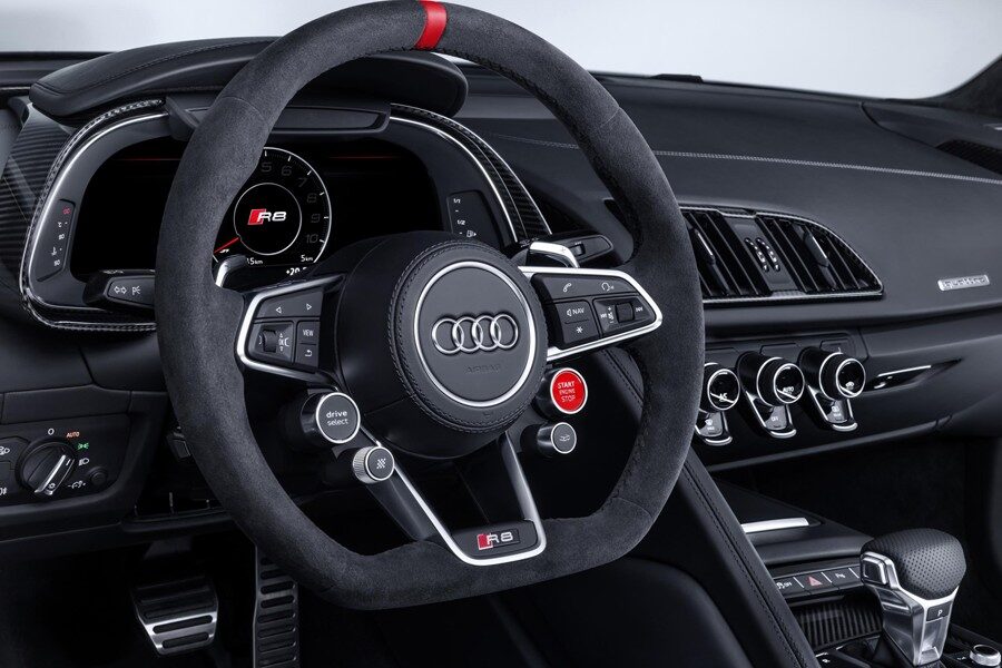 El interior también puede recibir detalles Audi Sport Performance Parts.