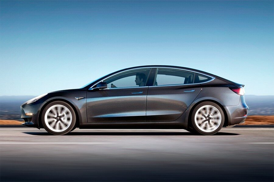 Hay dos versiones del Tesla Model 3 en función de la autonomía de sus baterías.