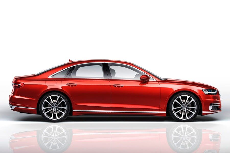 El perfil de la nueva generación de Audi A8 es lo más familiar para todos nosotros.