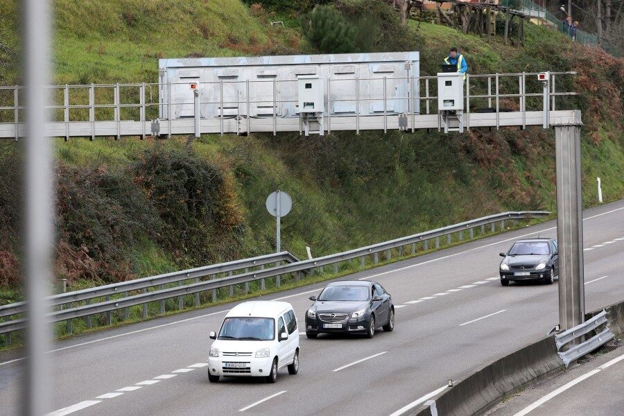 El km 12 de la A55 en Mos es el que más accidentes y víctimas acumula.