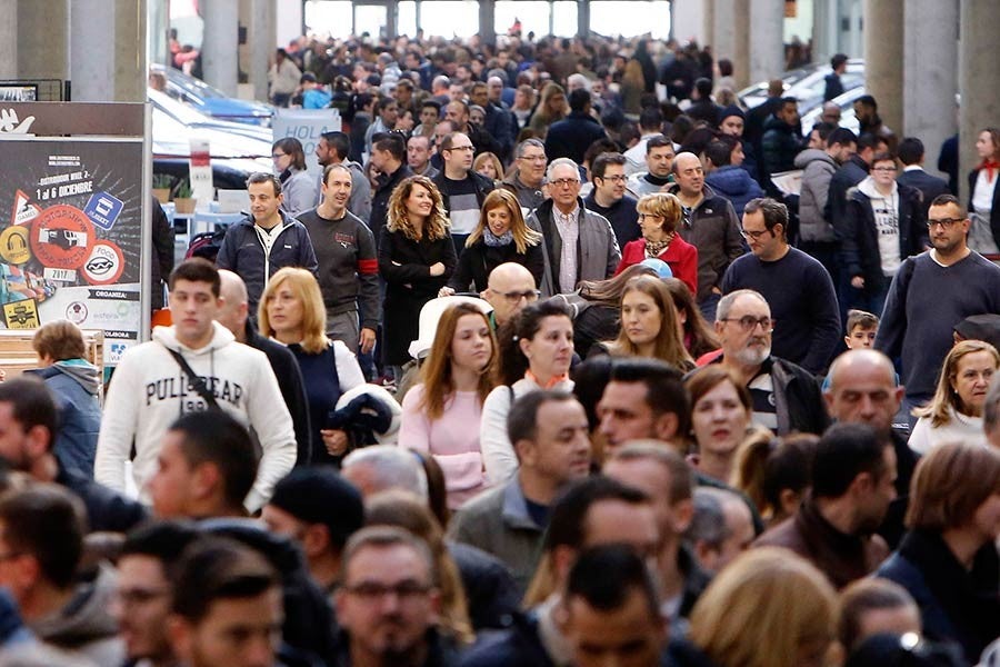 Feria de Valencia del Automóvil. Triunfa con unos miles de asistentes.
