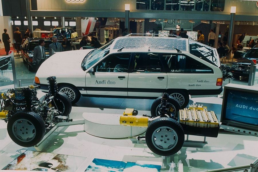 El Audi 100 duo se anticipó a los híbridos actuales.