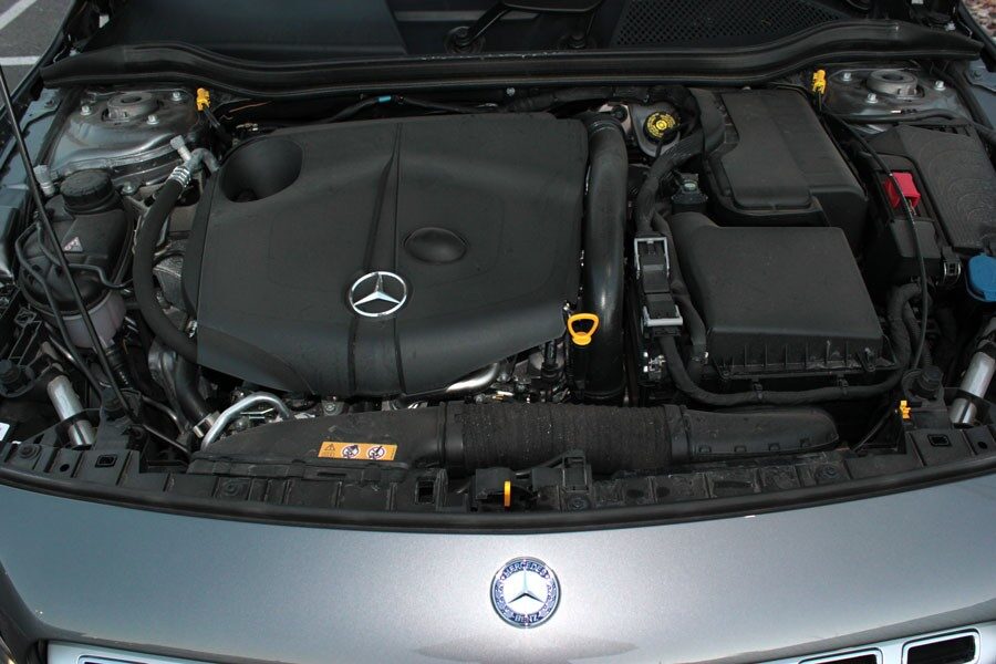 Motor diésel de cuatro cilindros y 136 CV del Mercedes GLA 200d.