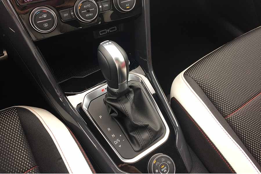 El cambio automático es DSG con 7 velocidades.