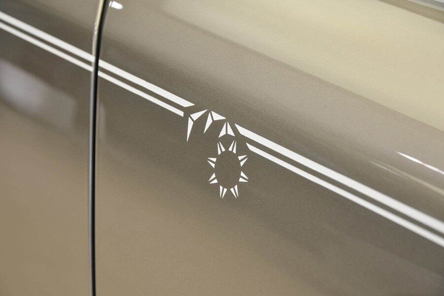 Rolls Royce Ghost Extended Wheelbase con motivos islámicos.