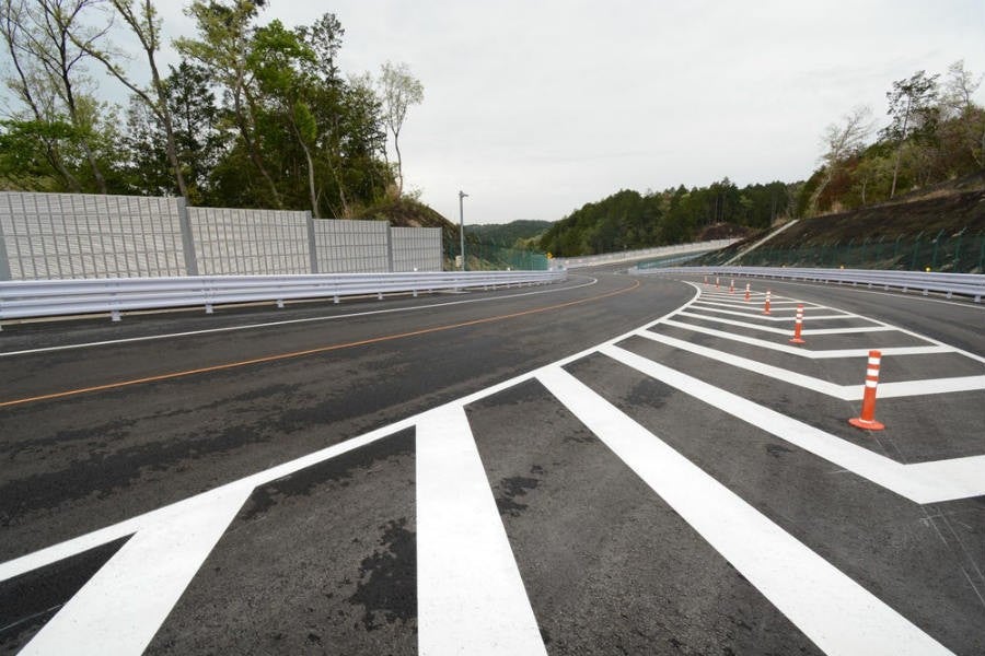La primera sección del circuito ya está construida
