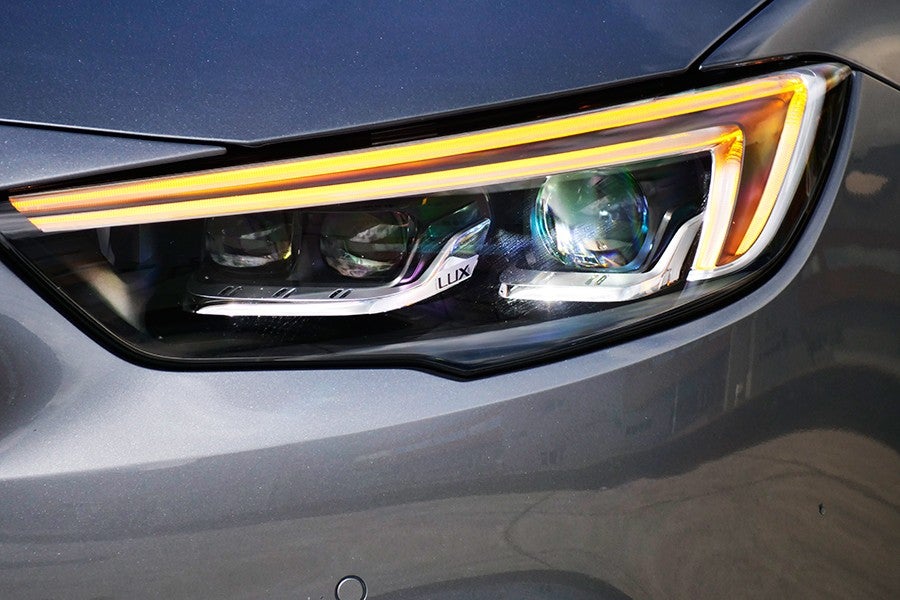El Opel Insignia tiene un equipamiento completo y moderno.