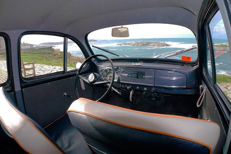 El Peugeot 203 fue relativamente frecuente en una España con las fronteras cerradas.
