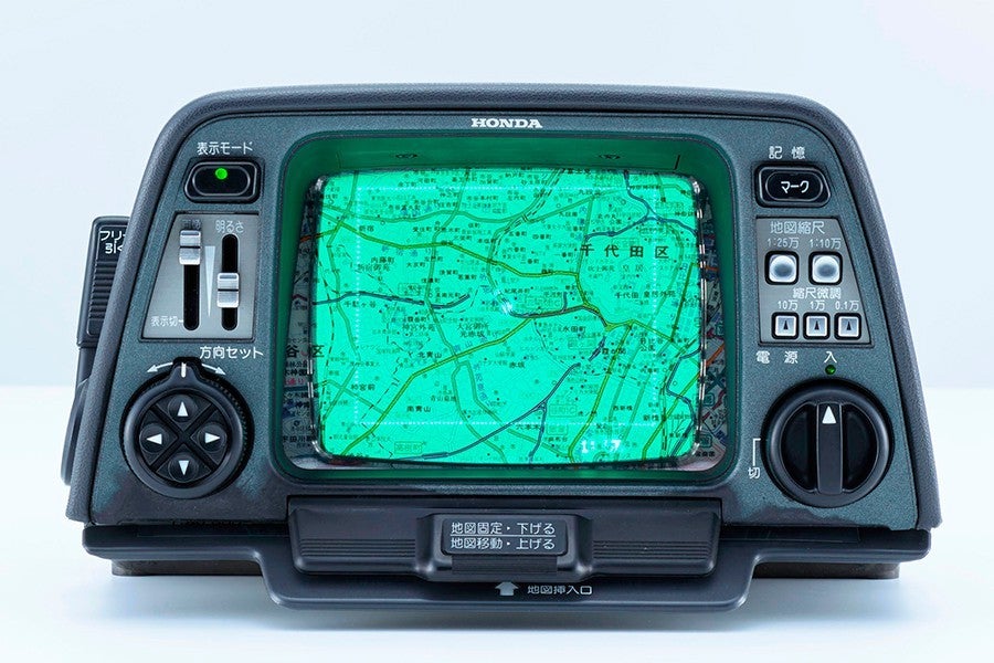 Honda presentó en 1981 el primer navegador electrónico, precursor de los actuales.