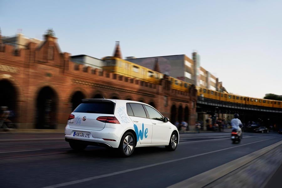 El Volkswagen e-Golf tiene una autonomía de 300 kilómetros.