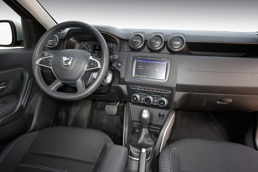 El interior del Dacia Duster 2018 ha mejorado en todo respecto a su antecesor.