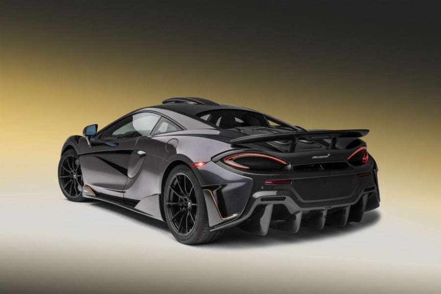 Este 600 LT va cargado de «chuches»