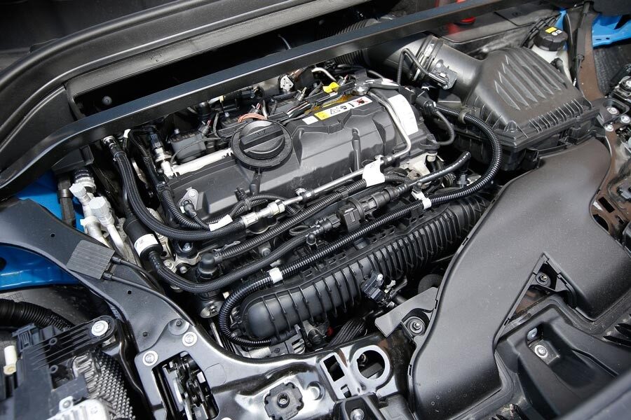 El sDrive20i es, por el momento, el motor de gasolina más potente del X2.