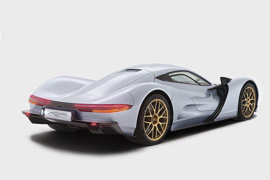 En esta perspectiva, el Owl recuerda mucho en sus formas al Jaguar XJ13.