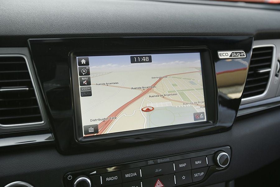 Si introducimos una ruta en el navegador, el sistema híbrido analiza la ruta para reducir el consumo.