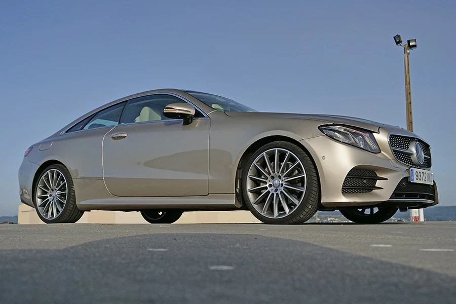 Los coupés de Mercedes siempre han destacado por su elegancia y proporciones.