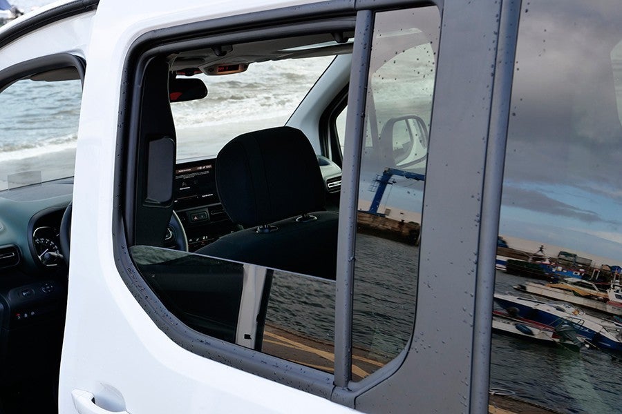 Hay trucos para mejorar el flujo de aire dentro del coche y que ventile mejor.