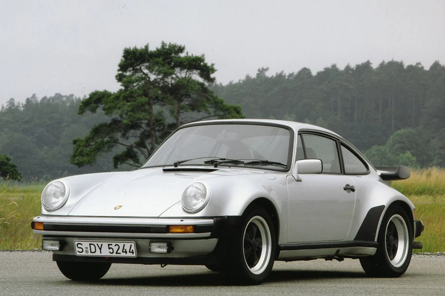 El Porsche 911 Turbo, denominado 930, lanzó al 911 a otro nivel de prestaciones.