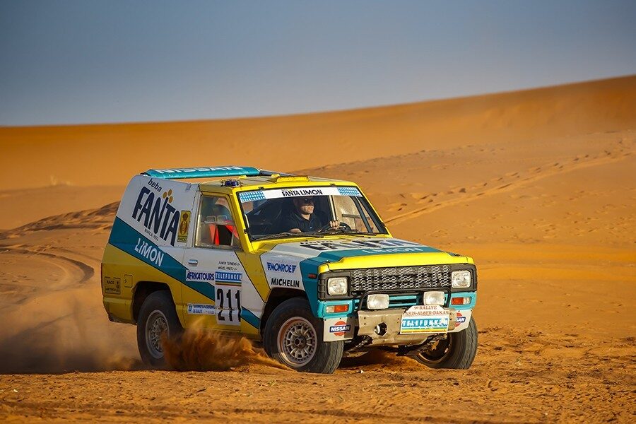 También llegó a competir, logrando importante éxitos en el Dakar