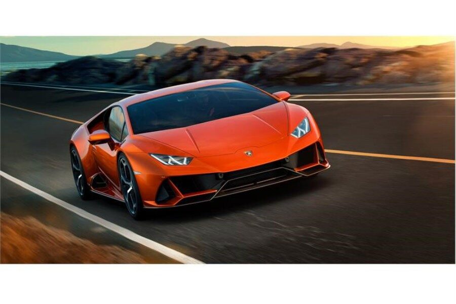 El Lamborghini Huracán EVO monta el V10 de 5.2 litros y 640 caballos del Performante