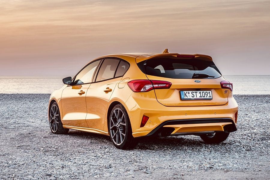 El color Orange Fury es exclusivo para el ST.
