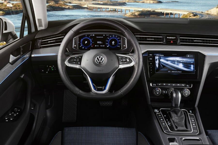 El nuevo Volkswagen Passat podrá equipar un sistema de conducción parcialmente autónoma