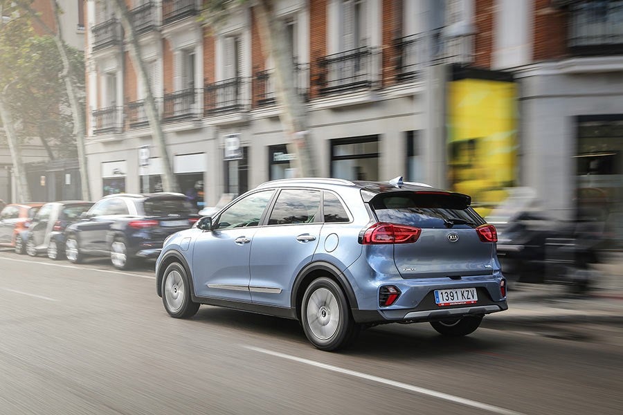 El Kia Niro PHEV es una excelente opción para mejorar consumos en los trayectos diarios.