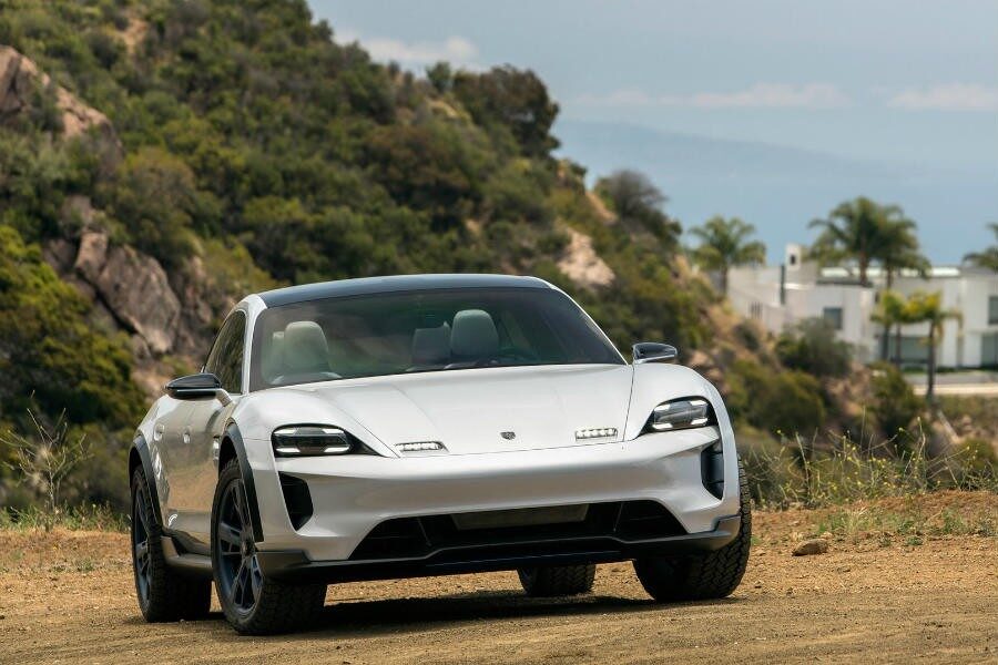 Porsche anuncia: Taycan Cross Turismo confirmado para 2020