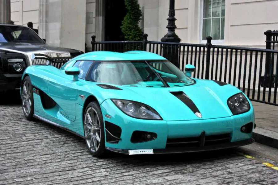 koenigsegg ccx con spoiler della marcia superiore