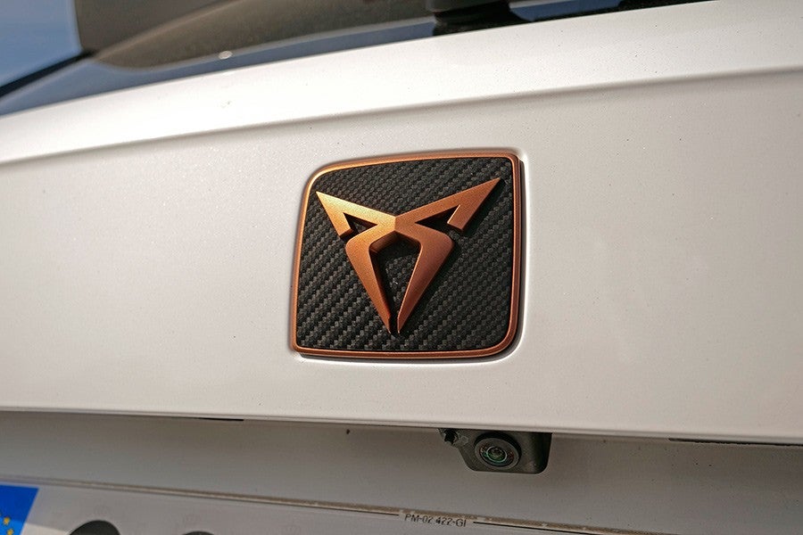 El equipamiento del Cupra es muy bueno para su precio.