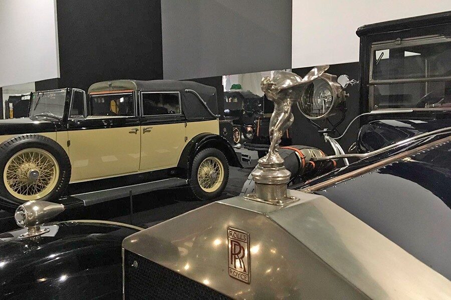 Rolls e Hispano Suiza eran dos de los mejores automóviles en los años veinte.