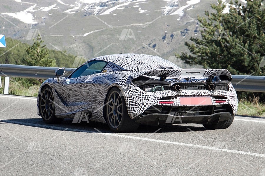 El McLaren 720s usa de manera masiva la fibra de carbono.