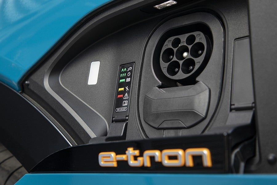 El sistema de carga es una de las principales ventajas del e-tron.