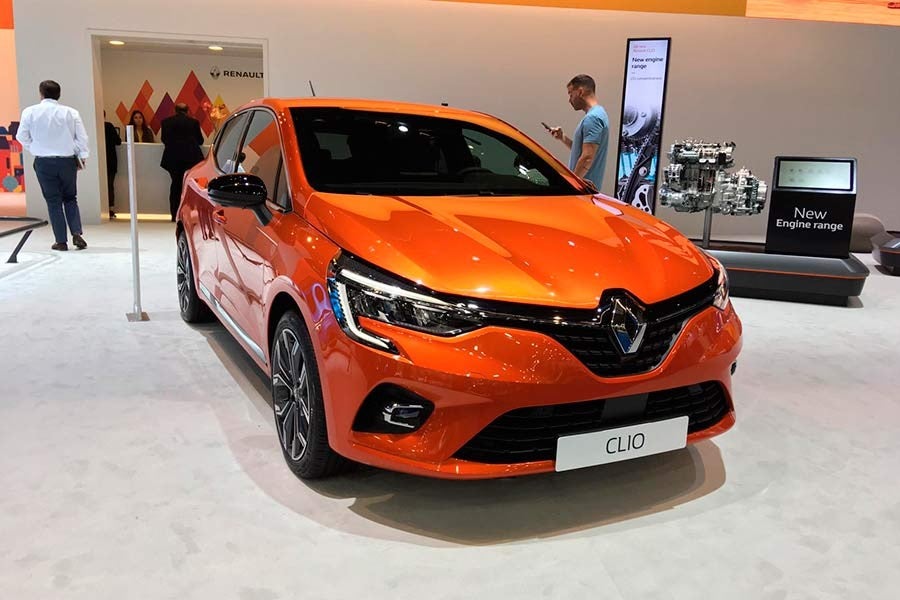 El nuevo Renault Clio es el gran protagonista del estand de la marca en Automobile Barcelona 2019.