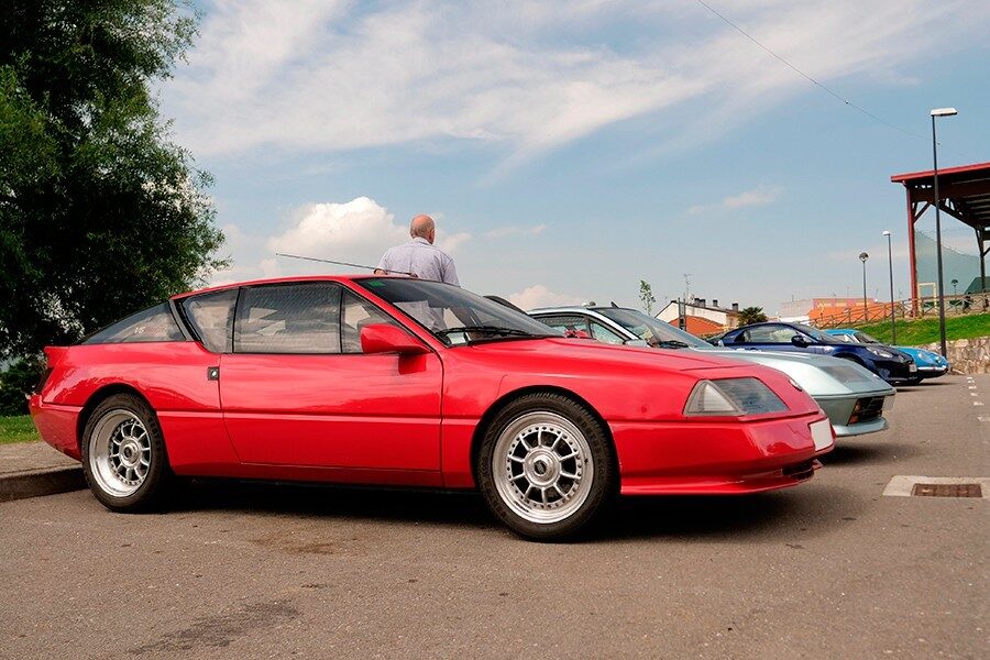 El V6 Turbo dejó de ser un verdadero deportivo y se convirtió en un GT.
