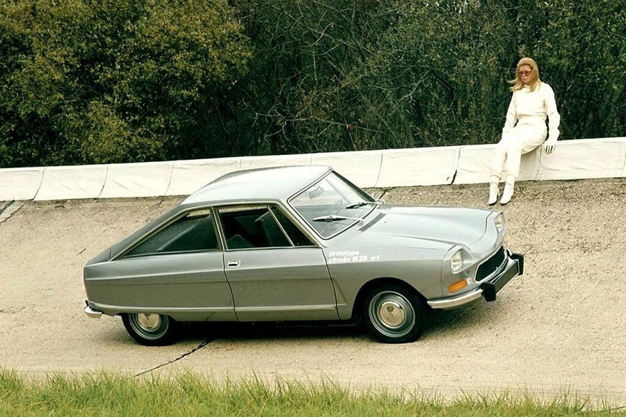 El Citroën M35 combinaba un motor wankel con la suspensión hidroneumática.