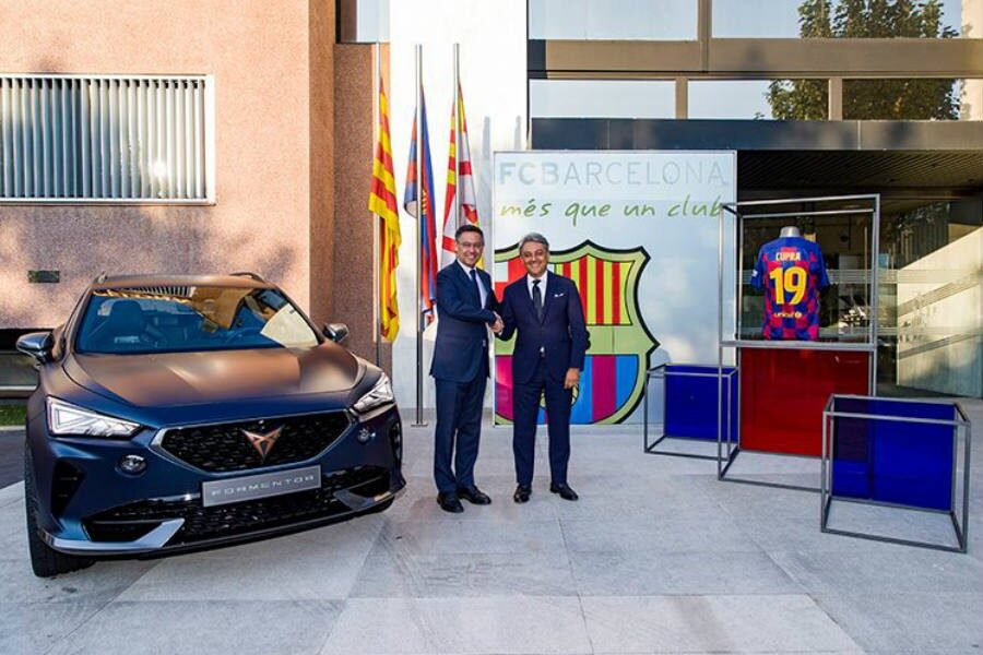 Luca de Meo y Josep Maria Bartomeu se reunieron en el Camp Nou, antes del primer partido del Barça en la Liga.