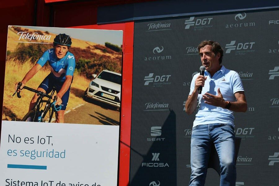 El ex ciclista Pedro Delgado Robledo ha explicado la inseguridad que sufren los ciclistas en la carretera.