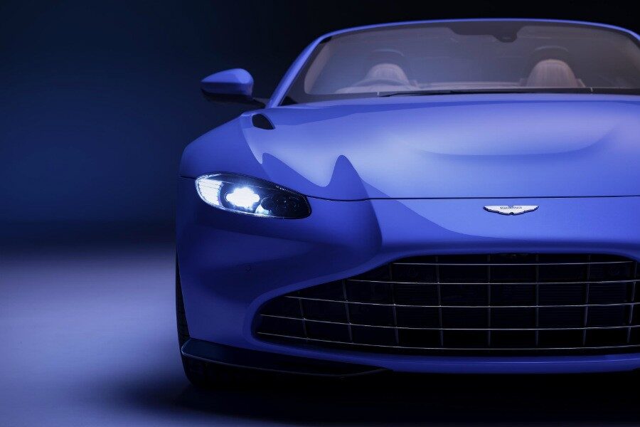 Aston Martin Vantage Roadster 2020.