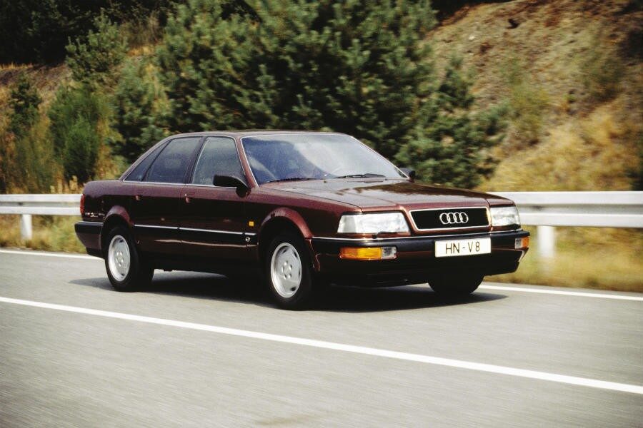 Audi V8.