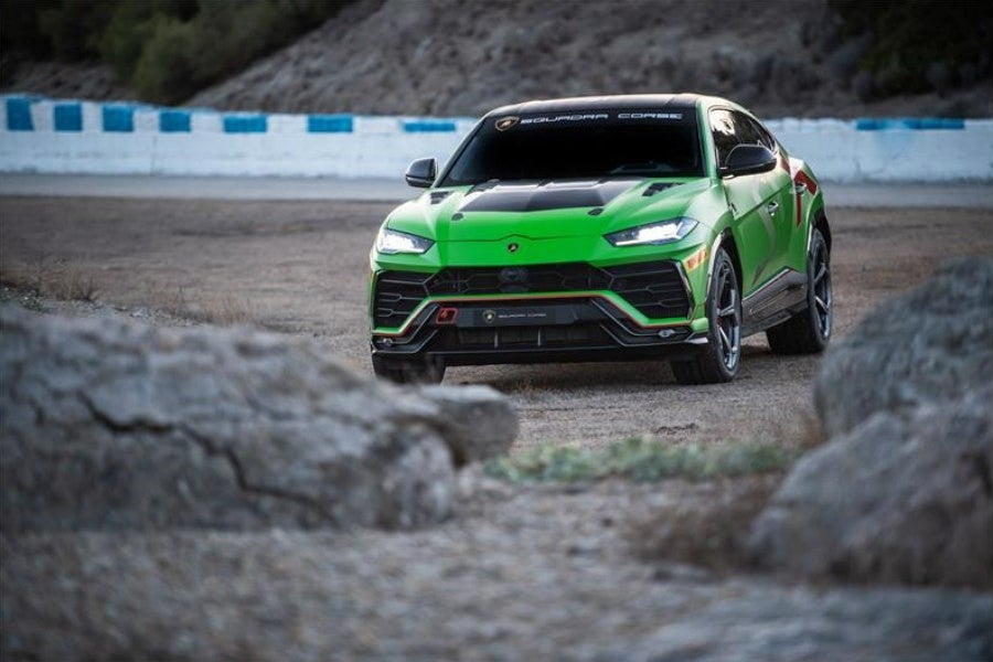 Lamborghini Urus ST-X.