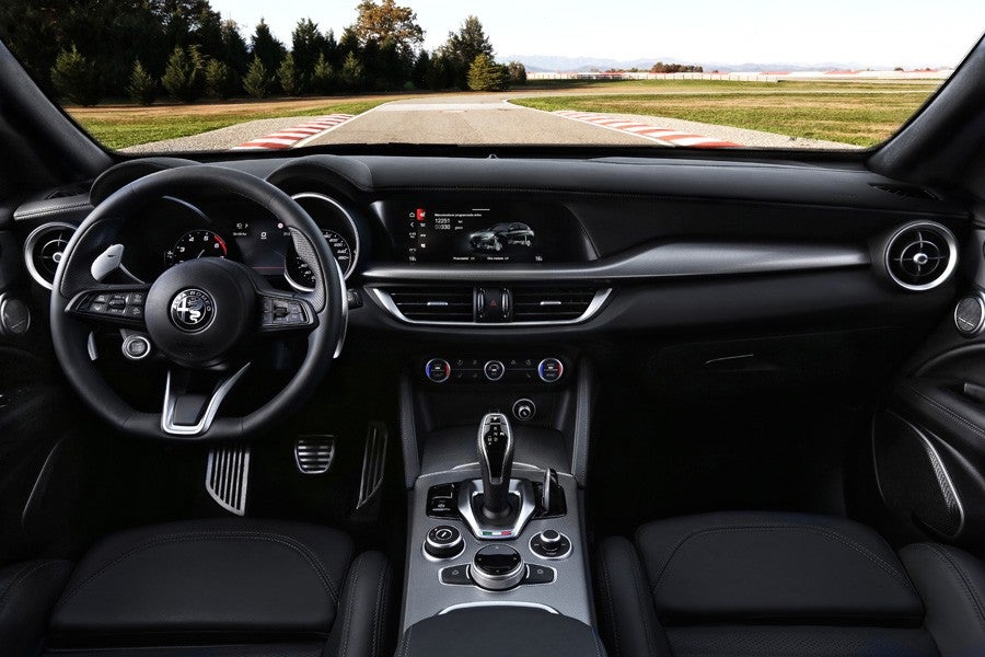 Más calidad y tecnología en los interiores de los nuevos Giulia y Stelvio