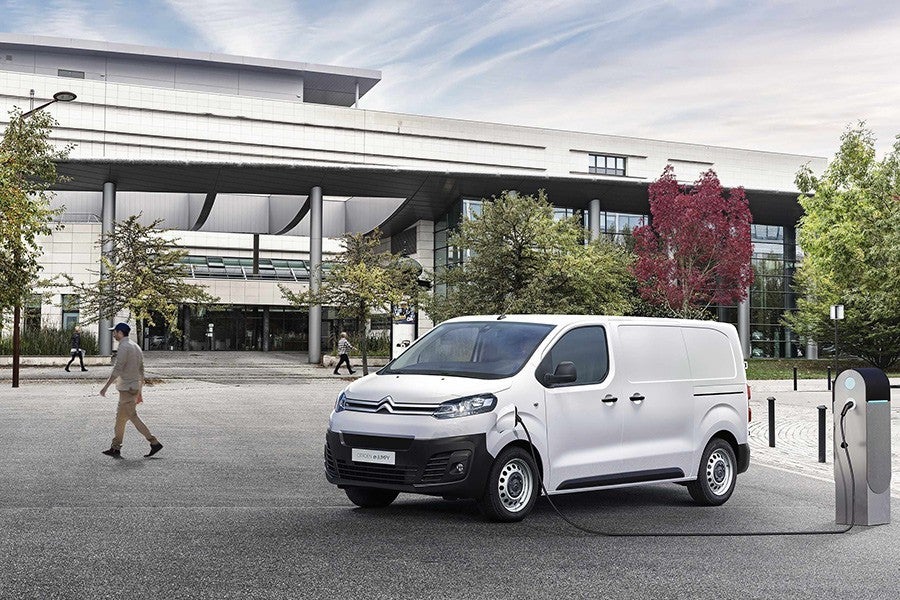 El nuevo Jumpy eléctrico estará listo a principios de 2020.
