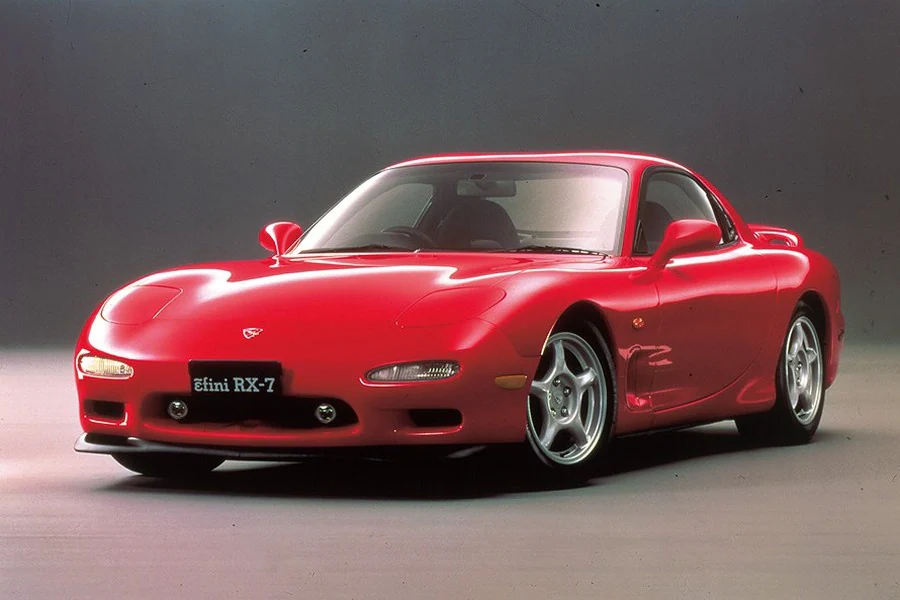 El Mazda RX-7 Turbo se ha convertido en un coche de culto y un fetiche del drifting.