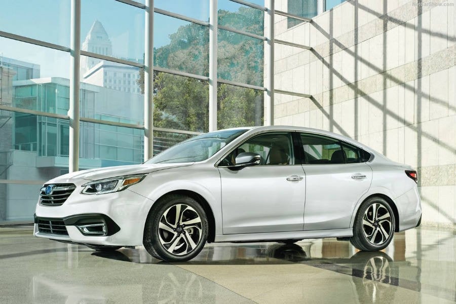 Subaru Legacy 2020.